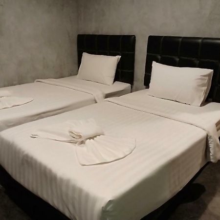 ลอฟเทล แอท นคร Hostel นครศรีธรรมราช ภายนอก รูปภาพ