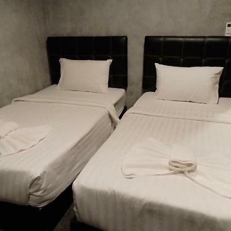 ลอฟเทล แอท นคร Hostel นครศรีธรรมราช ภายนอก รูปภาพ