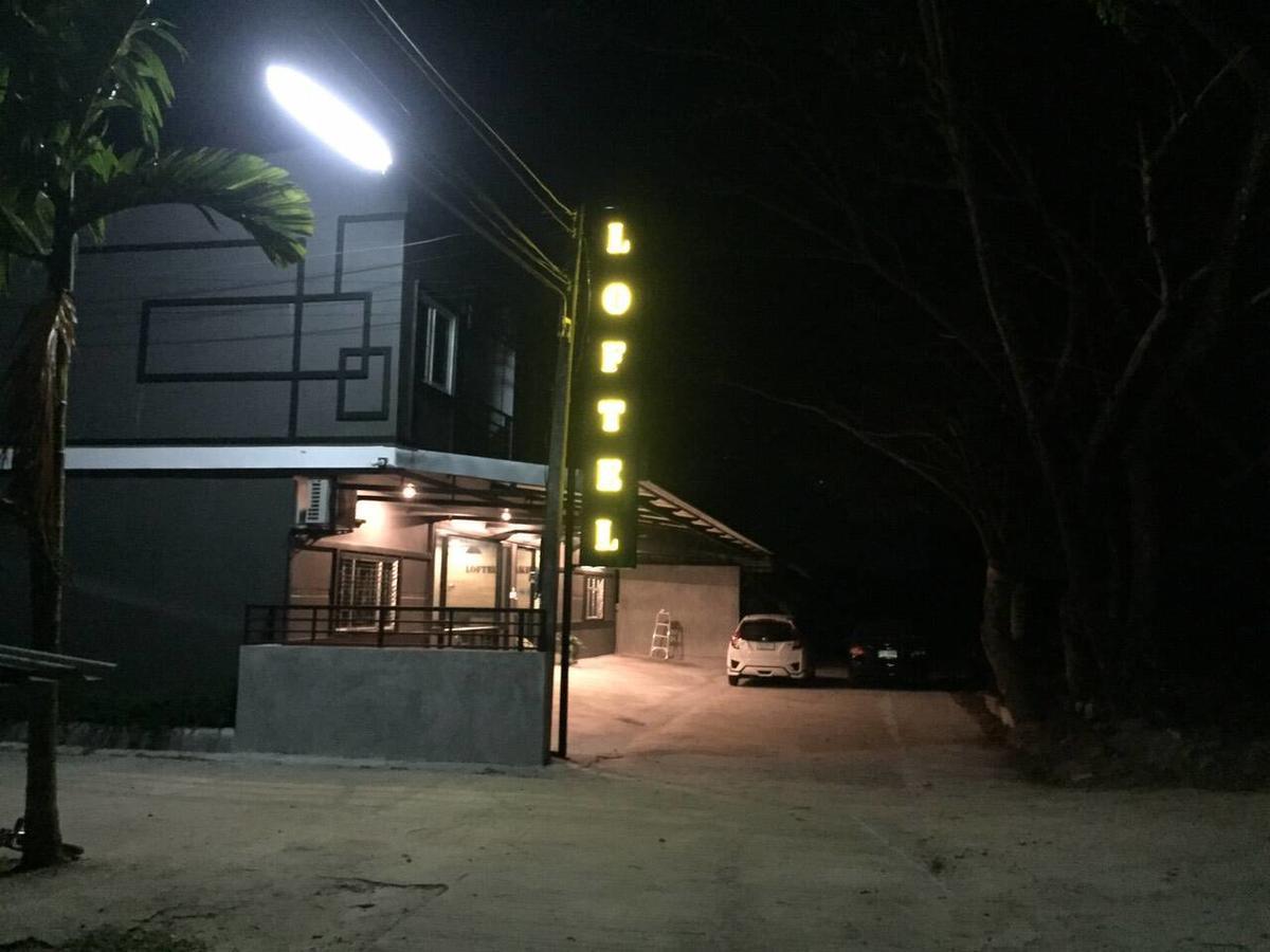 ลอฟเทล แอท นคร Hostel นครศรีธรรมราช ภายนอก รูปภาพ
