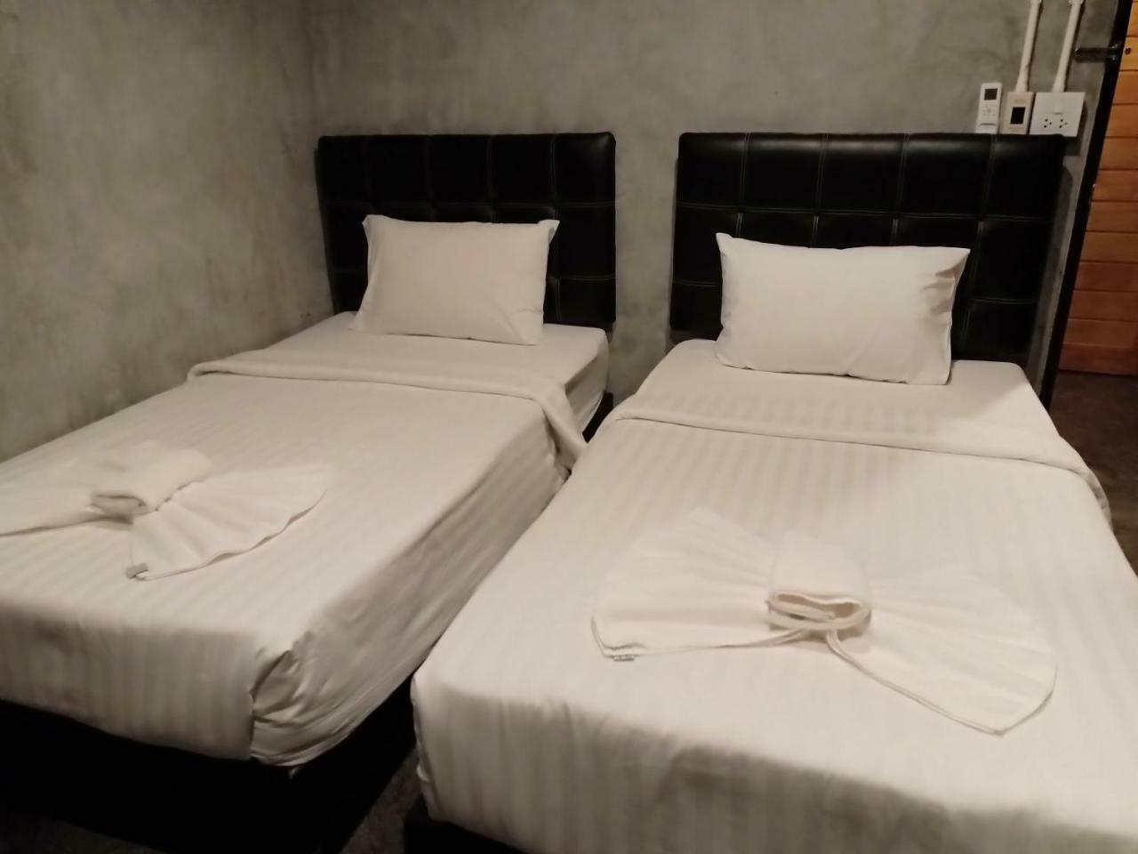 ลอฟเทล แอท นคร Hostel นครศรีธรรมราช ภายนอก รูปภาพ