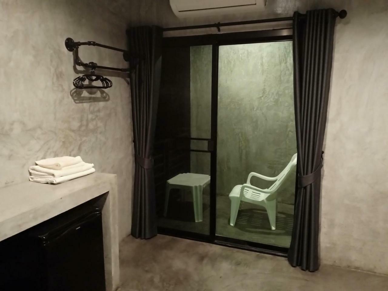 ลอฟเทล แอท นคร Hostel นครศรีธรรมราช ภายนอก รูปภาพ